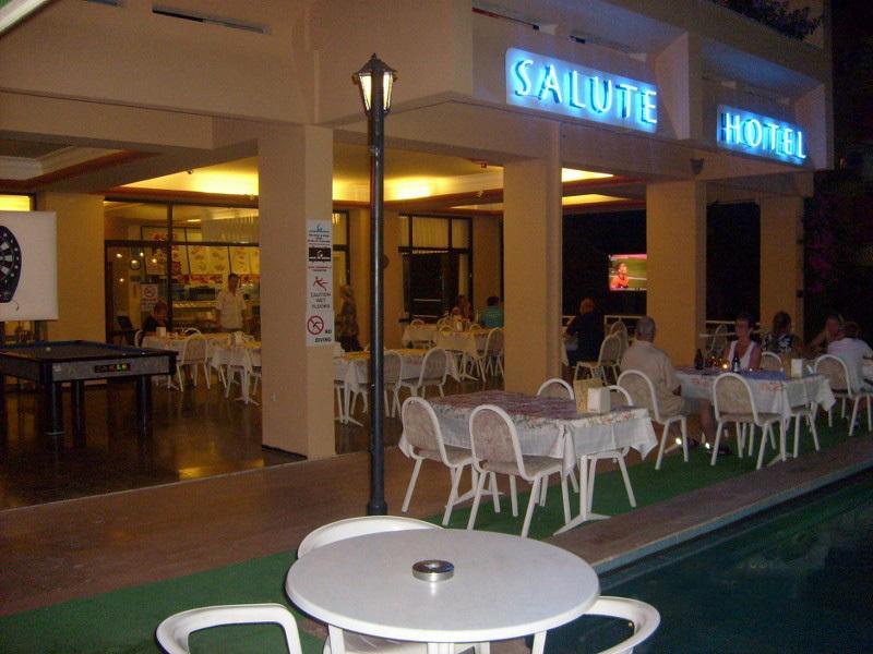 Salute Hotel 马尔马里斯 外观 照片